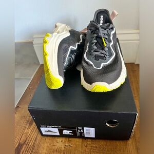 Sorel Kinetic Breakthrough Sneakers